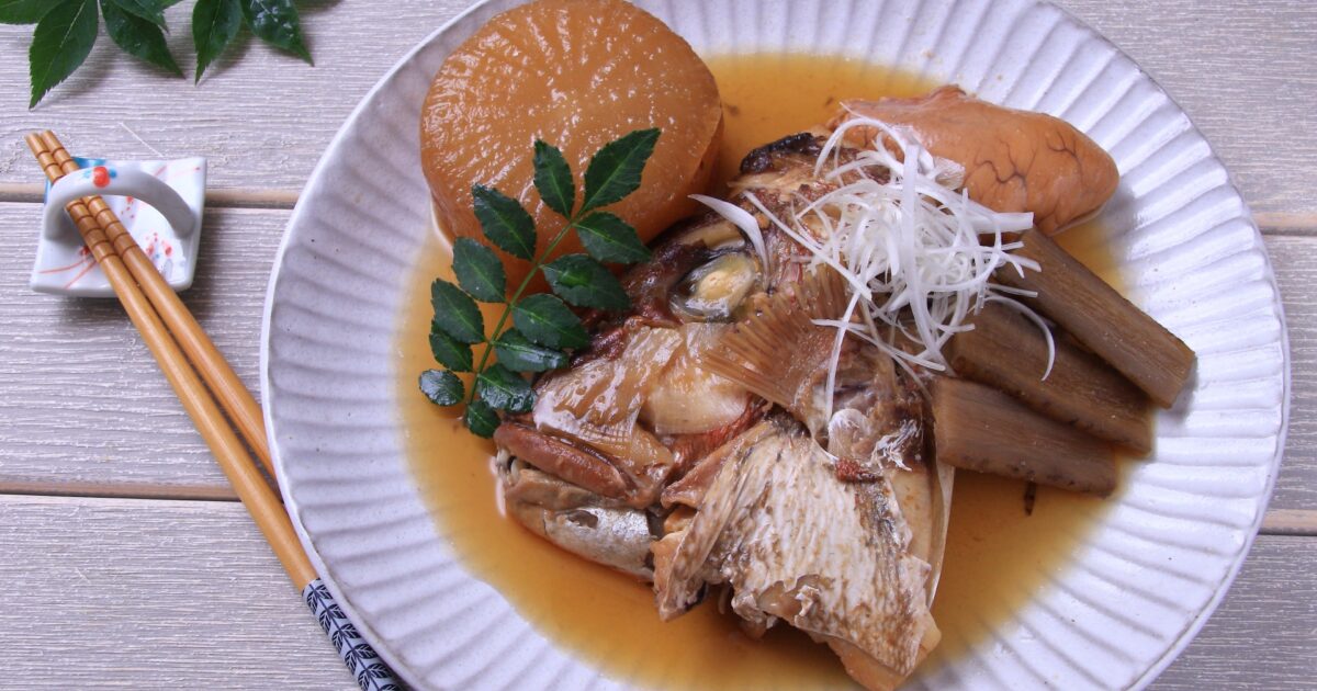 鯛のあら煮と大根とごぼうの煮物